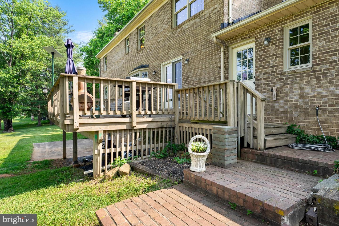 39627 RODEFFER RD, LOVETTSVILLE, Virginia 20180, 4 Bedrooms Bedrooms, ,3 BathroomsBathrooms,Residential,For sale,39627 RODEFFER RD,VALO2098578 MLS # VALO2098578
