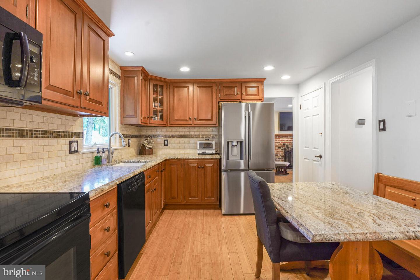1537 POWELLS TAVERN PL, HERNDON, Virginia 20170, 5 Bedrooms Bedrooms, ,2 BathroomsBathrooms,Residential,For sale,1537 POWELLS TAVERN PL,VAFX2244970 MLS # VAFX2244970