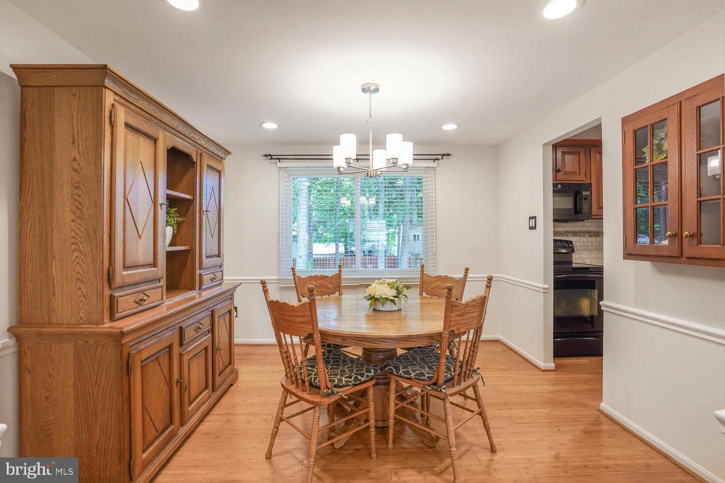 1537 POWELLS TAVERN PL, HERNDON, Virginia 20170, 5 Bedrooms Bedrooms, ,2 BathroomsBathrooms,Residential,For sale,1537 POWELLS TAVERN PL,VAFX2244970 MLS # VAFX2244970