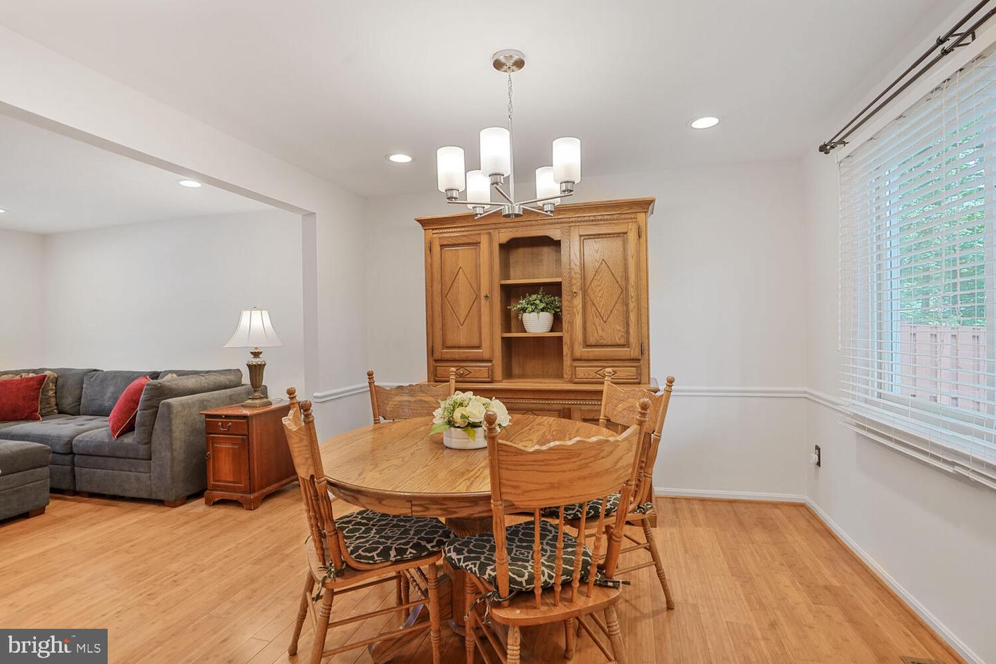 1537 POWELLS TAVERN PL, HERNDON, Virginia 20170, 5 Bedrooms Bedrooms, ,2 BathroomsBathrooms,Residential,For sale,1537 POWELLS TAVERN PL,VAFX2244970 MLS # VAFX2244970