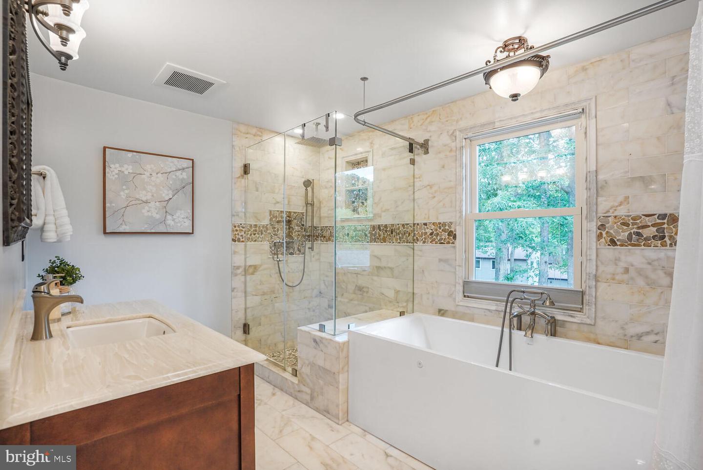 1537 POWELLS TAVERN PL, HERNDON, Virginia 20170, 5 Bedrooms Bedrooms, ,2 BathroomsBathrooms,Residential,For sale,1537 POWELLS TAVERN PL,VAFX2244970 MLS # VAFX2244970