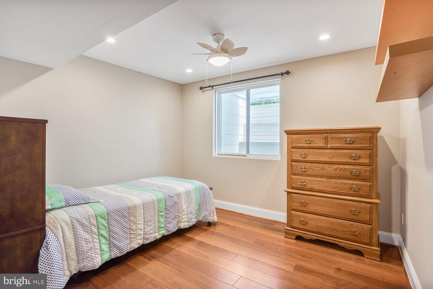 1537 POWELLS TAVERN PL, HERNDON, Virginia 20170, 5 Bedrooms Bedrooms, ,2 BathroomsBathrooms,Residential,For sale,1537 POWELLS TAVERN PL,VAFX2244970 MLS # VAFX2244970