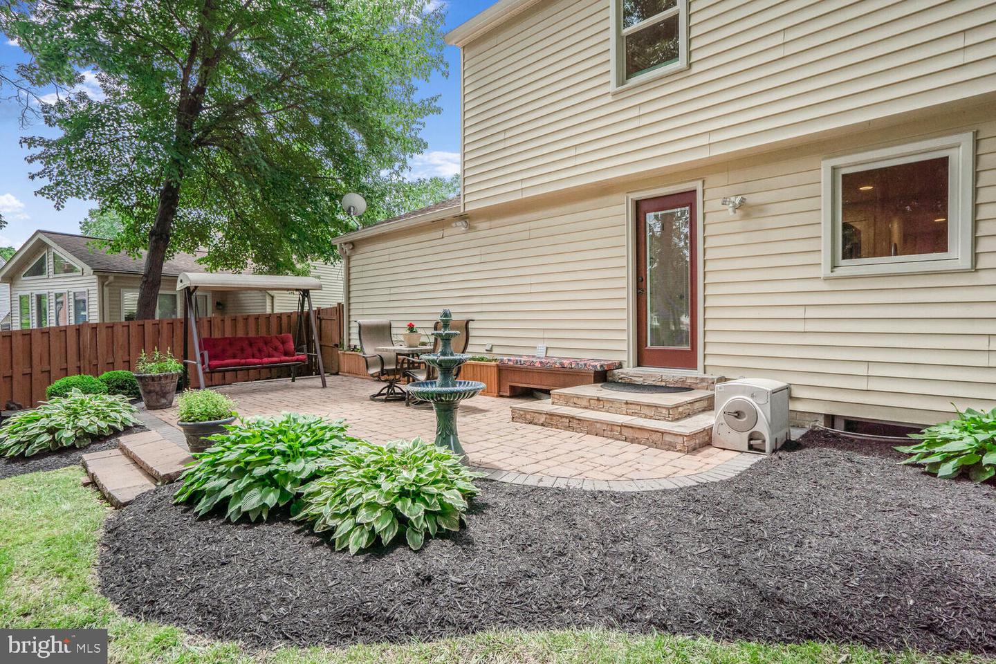 1537 POWELLS TAVERN PL, HERNDON, Virginia 20170, 5 Bedrooms Bedrooms, ,2 BathroomsBathrooms,Residential,For sale,1537 POWELLS TAVERN PL,VAFX2244970 MLS # VAFX2244970