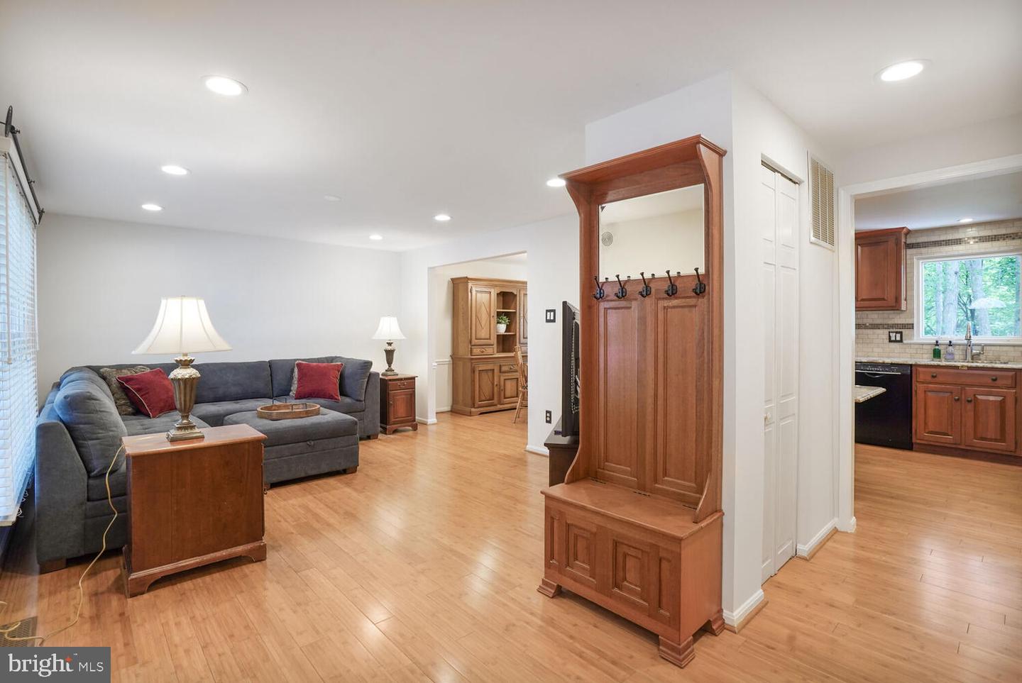 1537 POWELLS TAVERN PL, HERNDON, Virginia 20170, 5 Bedrooms Bedrooms, ,2 BathroomsBathrooms,Residential,For sale,1537 POWELLS TAVERN PL,VAFX2244970 MLS # VAFX2244970