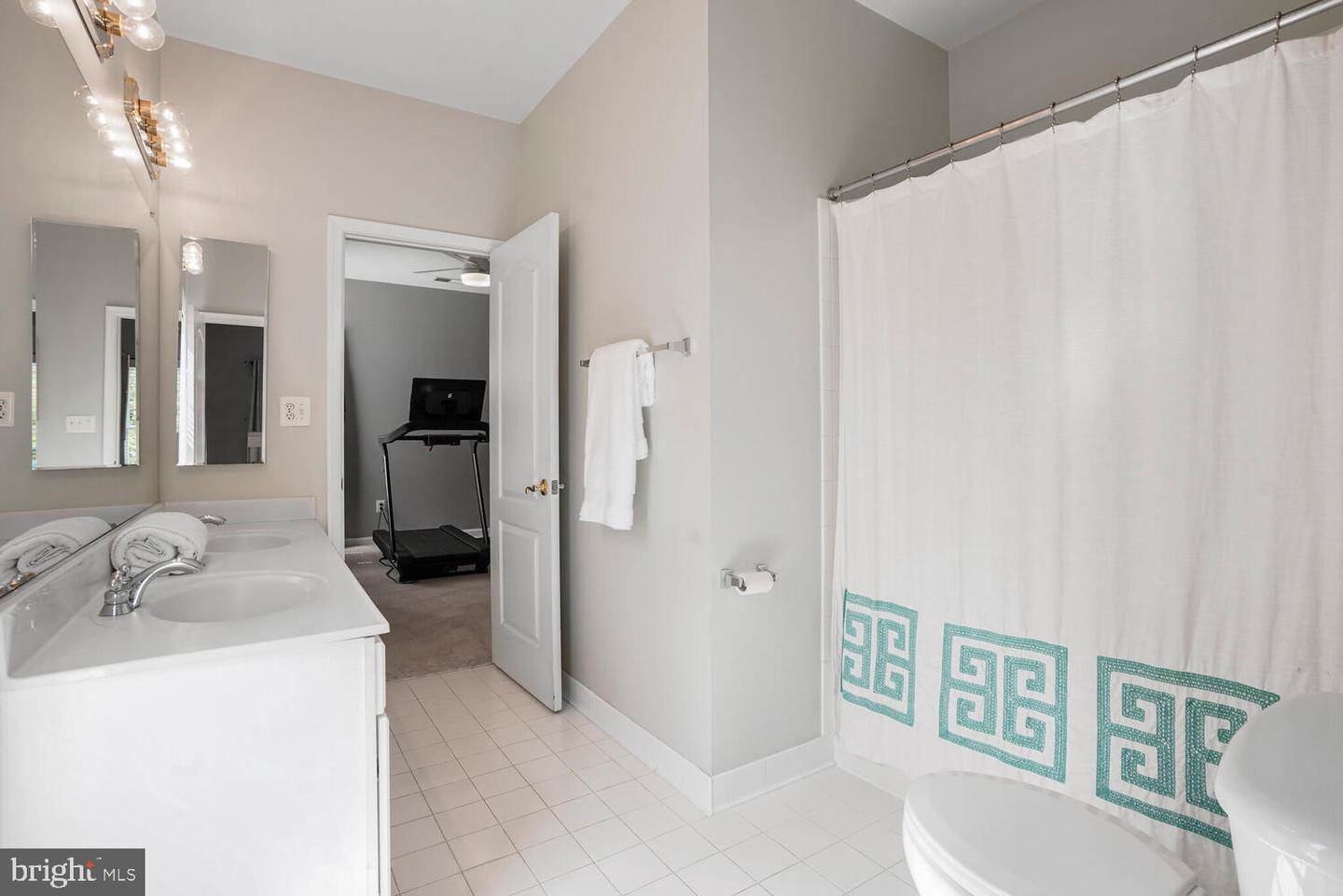 42863 GLYNDEBOURNE CT, BROADLANDS, Virginia 20148, 5 Bedrooms Bedrooms, ,5 BathroomsBathrooms,Residential,For sale,42863 GLYNDEBOURNE CT,VALO2098594 MLS # VALO2098594