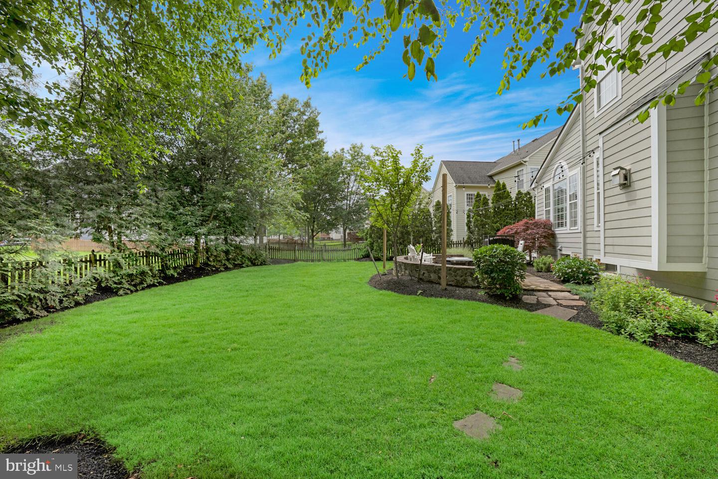 42863 GLYNDEBOURNE CT, BROADLANDS, Virginia 20148, 5 Bedrooms Bedrooms, ,5 BathroomsBathrooms,Residential,For sale,42863 GLYNDEBOURNE CT,VALO2098594 MLS # VALO2098594