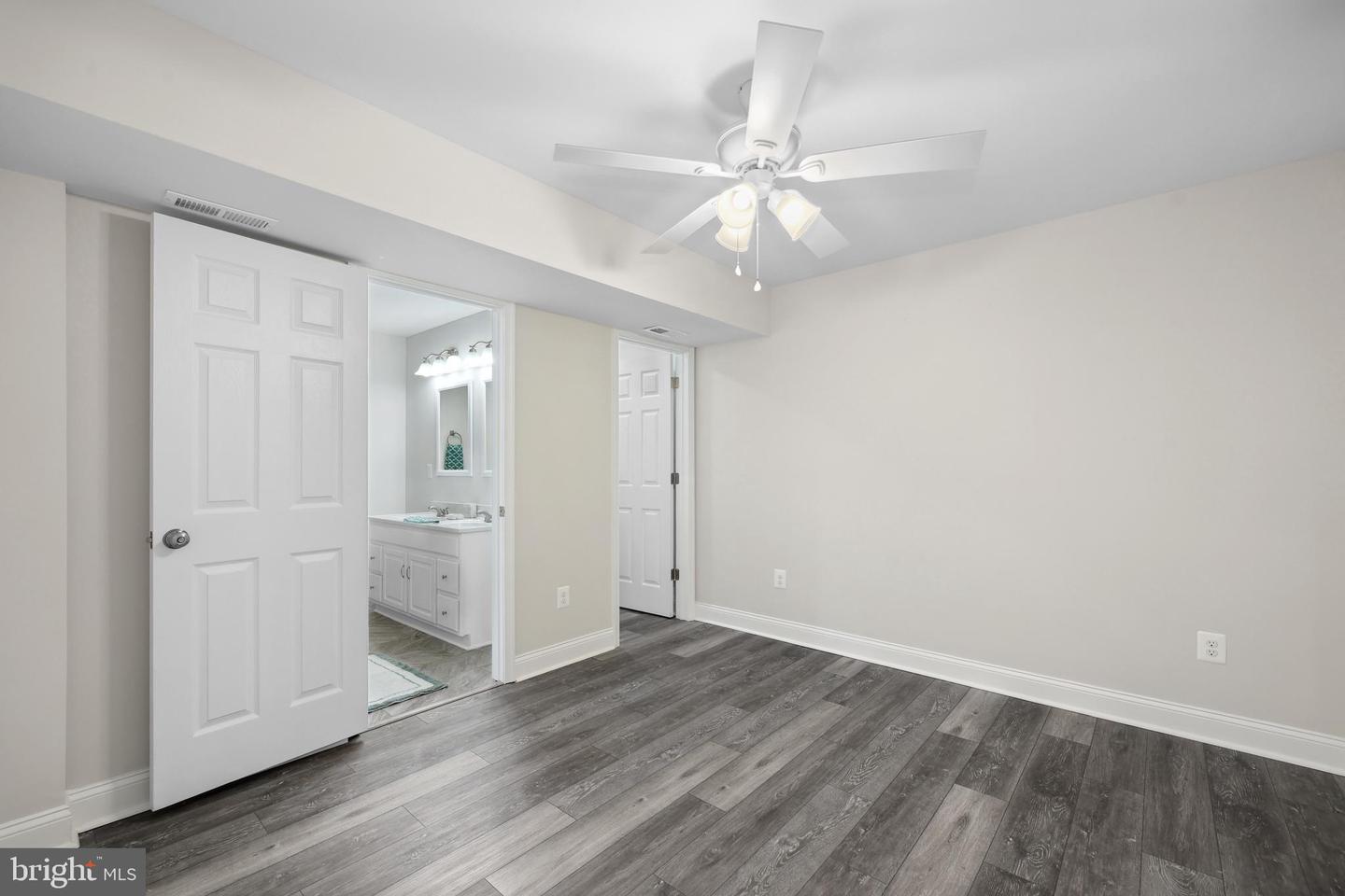 5 WENDOVER CT, STAFFORD, Virginia 22554, 5 Bedrooms Bedrooms, ,3 BathroomsBathrooms,Residential,For sale,5 WENDOVER CT,VAST2039456 MLS # VAST2039456