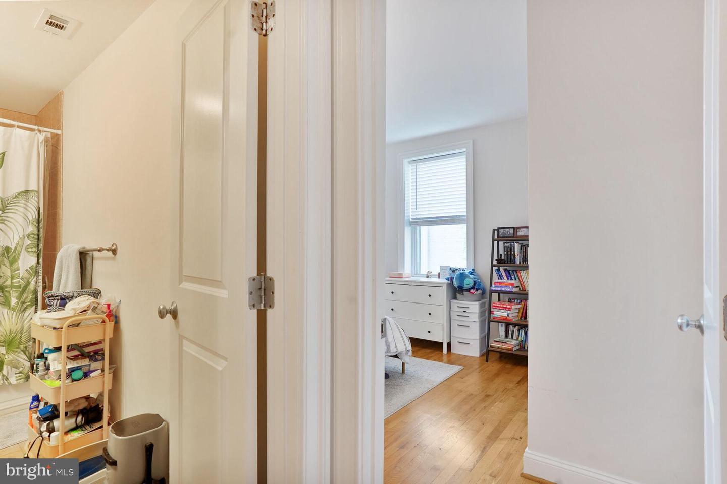 1443 OAK ST NW #102, WASHINGTON, District Of Columbia 20010, 1 Bedroom Bedrooms, ,1 BathroomBathrooms,Residential,For sale,1443 OAK ST NW #102,DCDC2203926 MLS # DCDC2203926