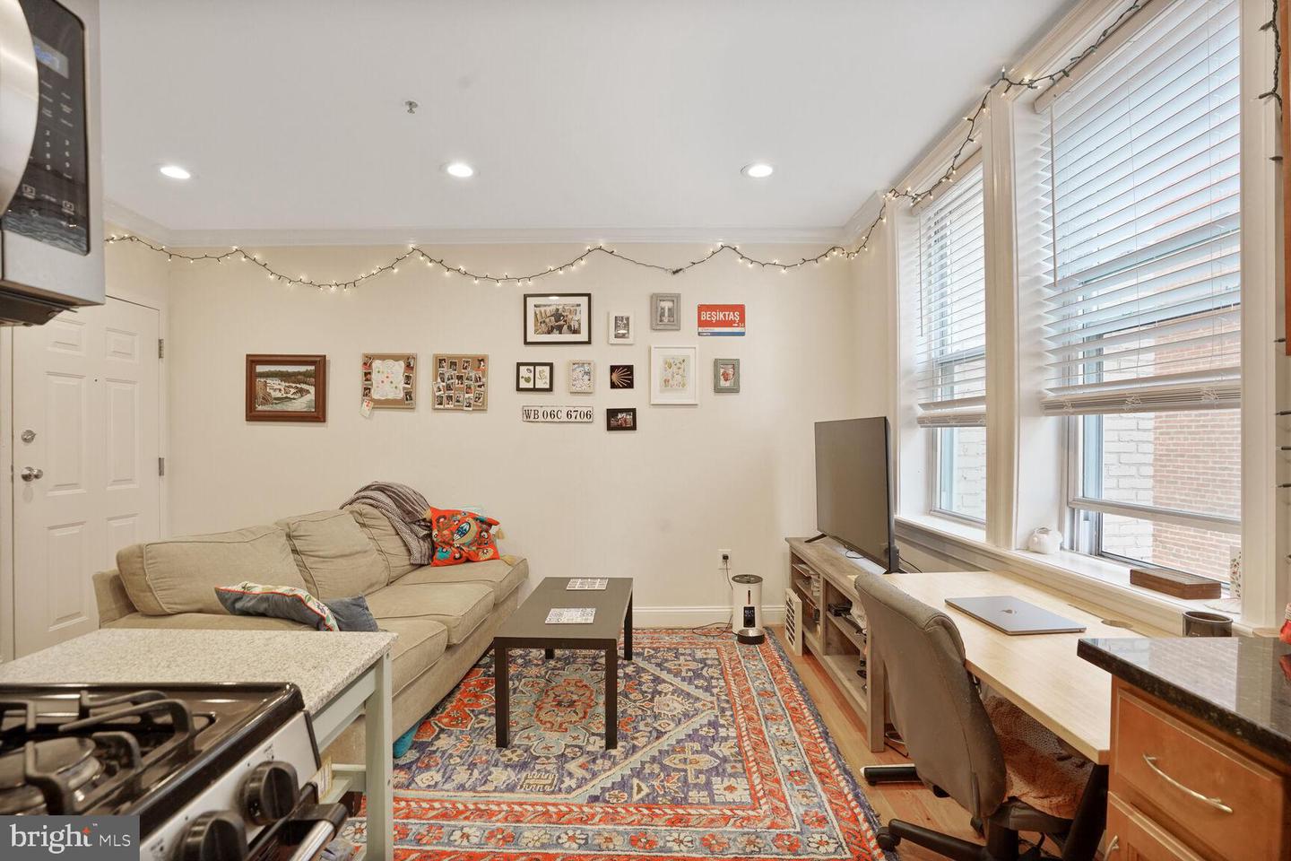 1443 OAK ST NW #102, WASHINGTON, District Of Columbia 20010, 1 Bedroom Bedrooms, ,1 BathroomBathrooms,Residential,For sale,1443 OAK ST NW #102,DCDC2203926 MLS # DCDC2203926