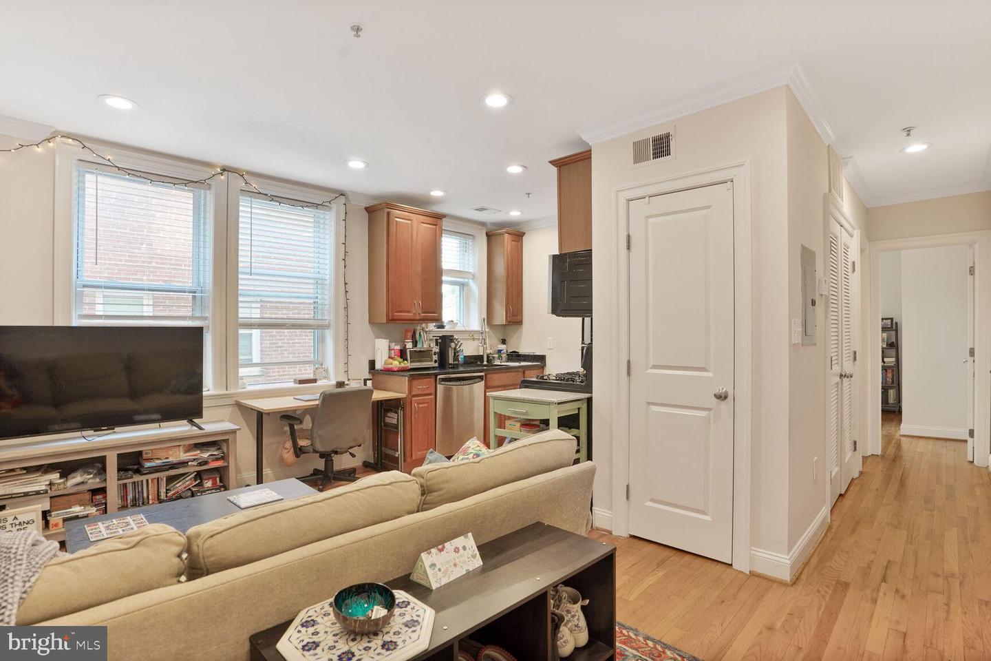 1443 OAK ST NW #102, WASHINGTON, District Of Columbia 20010, 1 Bedroom Bedrooms, ,1 BathroomBathrooms,Residential,For sale,1443 OAK ST NW #102,DCDC2203926 MLS # DCDC2203926