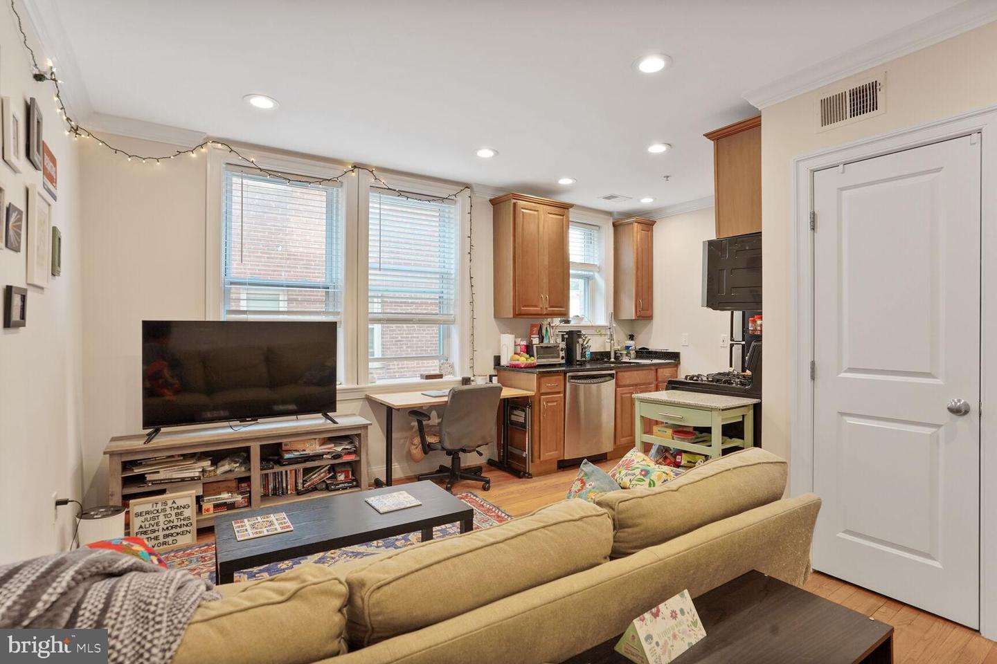 1443 OAK ST NW #102, WASHINGTON, District Of Columbia 20010, 1 Bedroom Bedrooms, ,1 BathroomBathrooms,Residential,For sale,1443 OAK ST NW #102,DCDC2203926 MLS # DCDC2203926