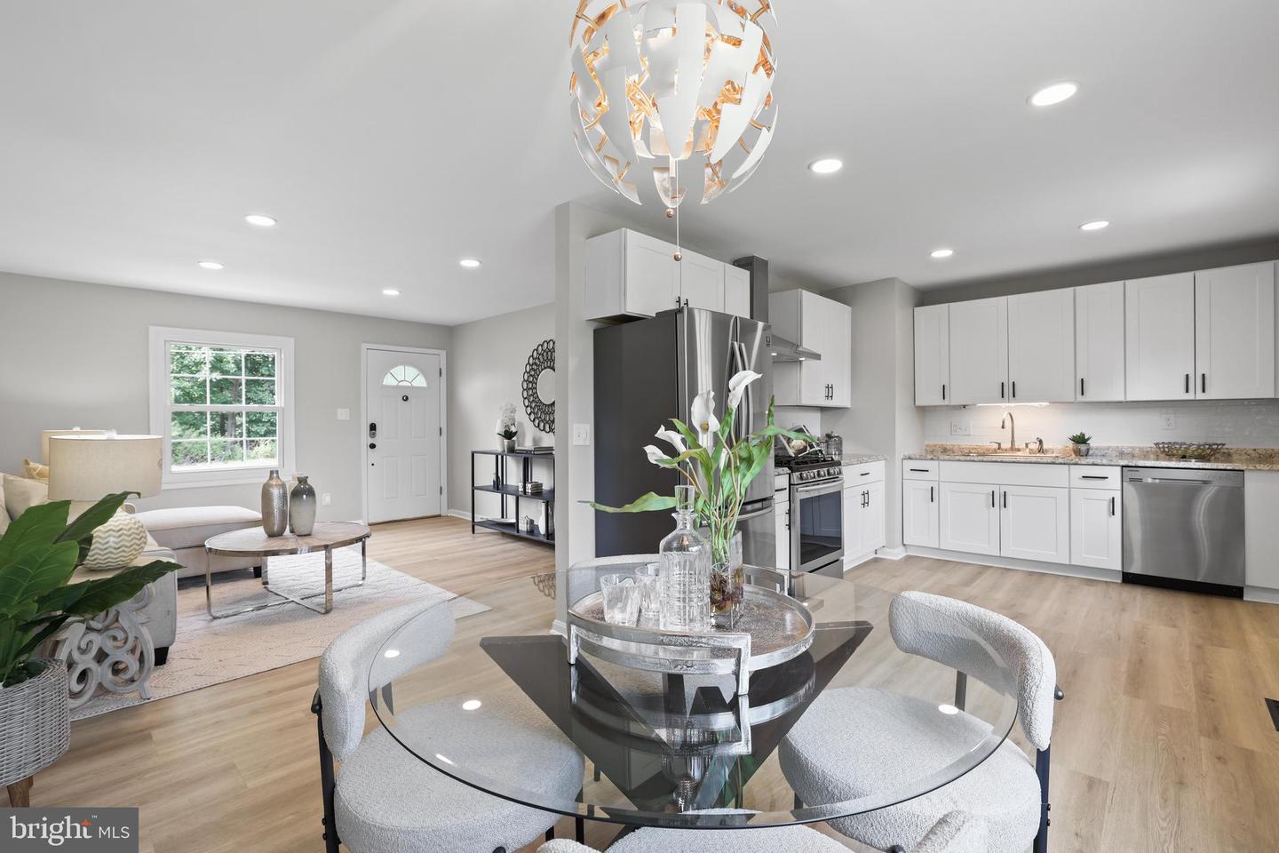 615 W CHURCH RD, STERLING, Virginia 20164, 3 Bedrooms Bedrooms, ,1 BathroomBathrooms,Residential,For sale,615 W CHURCH RD,VALO2098630 MLS # VALO2098630