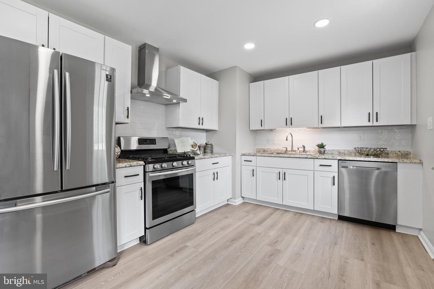 615 W CHURCH RD, STERLING, Virginia 20164, 3 Bedrooms Bedrooms, ,1 BathroomBathrooms,Residential,For sale,615 W CHURCH RD,VALO2098630 MLS # VALO2098630
