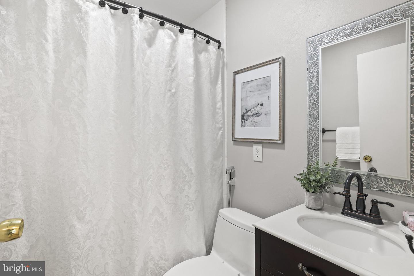 615 W CHURCH RD, STERLING, Virginia 20164, 3 Bedrooms Bedrooms, ,1 BathroomBathrooms,Residential,For sale,615 W CHURCH RD,VALO2098630 MLS # VALO2098630