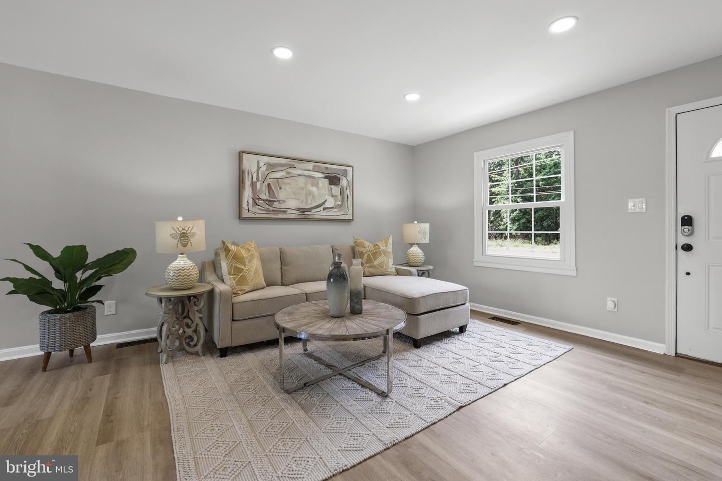 615 W CHURCH RD, STERLING, Virginia 20164, 3 Bedrooms Bedrooms, ,1 BathroomBathrooms,Residential,For sale,615 W CHURCH RD,VALO2098630 MLS # VALO2098630
