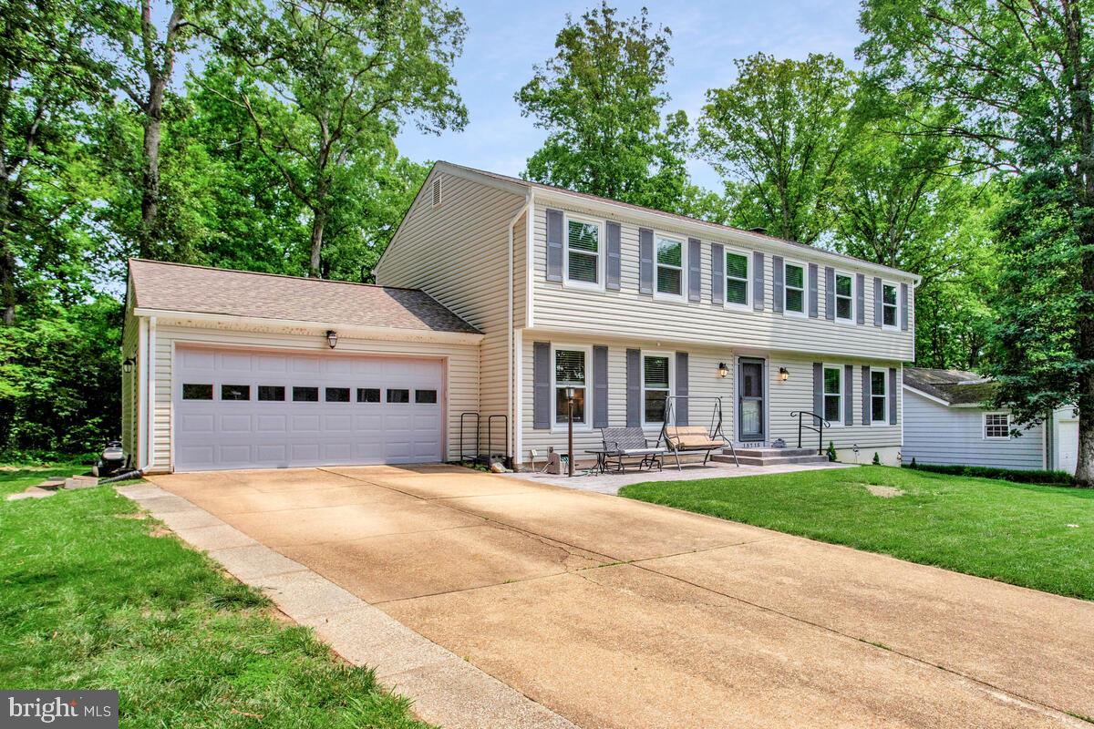 15715 SINGLETREE LN, DUMFRIES, Virginia 22025, 5 Bedrooms Bedrooms, ,2 BathroomsBathrooms,Residential,For sale,15715 SINGLETREE LN,VAPW2096198 MLS # VAPW2096198