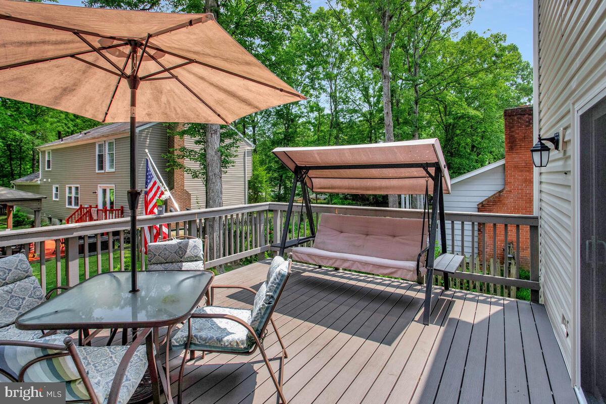 15715 SINGLETREE LN, DUMFRIES, Virginia 22025, 5 Bedrooms Bedrooms, ,2 BathroomsBathrooms,Residential,For sale,15715 SINGLETREE LN,VAPW2096198 MLS # VAPW2096198