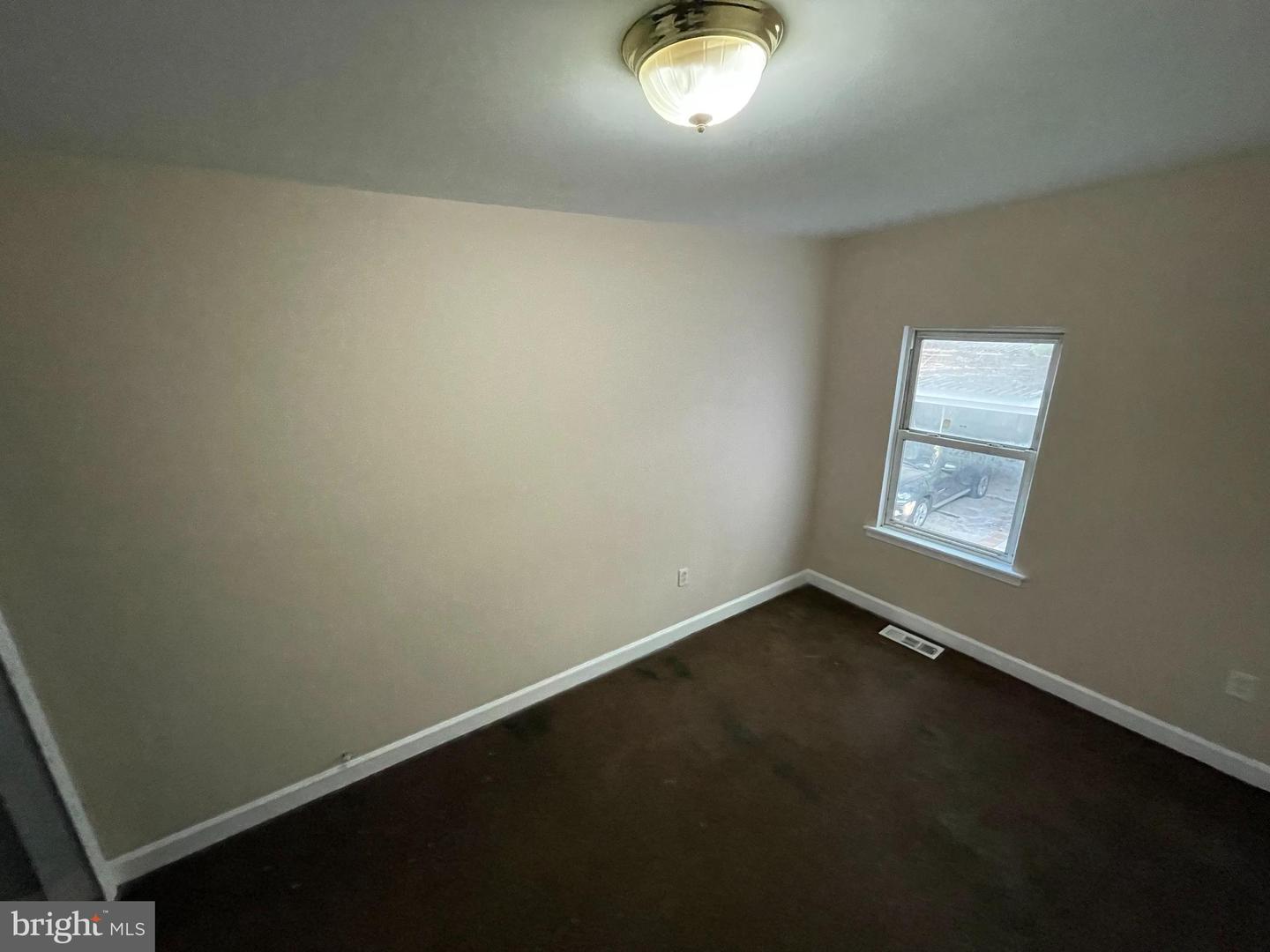 1339 U ST SE, WASHINGTON, District Of Columbia 20020, 6 Bedrooms Bedrooms, ,3 BathroomsBathrooms,Residential,For sale,1339 U ST SE,DCDC2203982 MLS # DCDC2203982