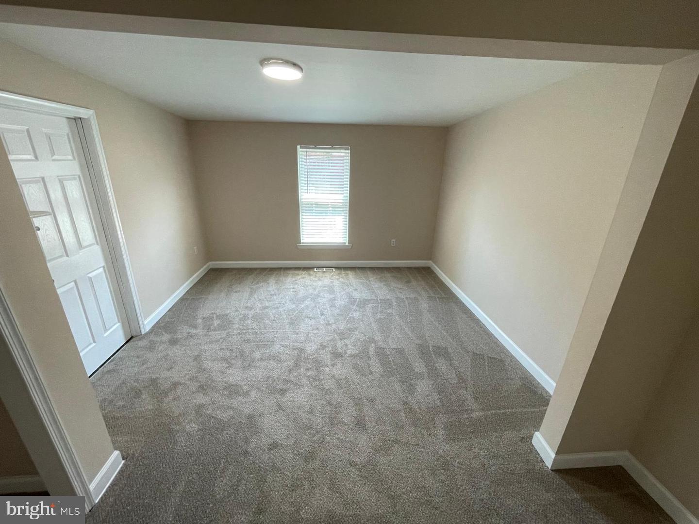 1339 U ST SE, WASHINGTON, District Of Columbia 20020, 6 Bedrooms Bedrooms, ,3 BathroomsBathrooms,Residential,For sale,1339 U ST SE,DCDC2203982 MLS # DCDC2203982