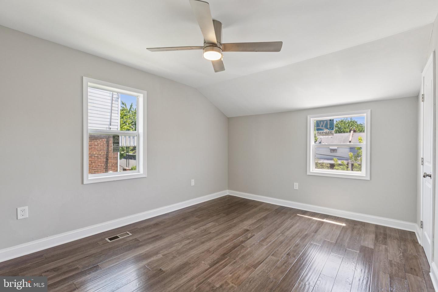 844 51ST ST NE, WASHINGTON, District Of Columbia 20019, 3 Bedrooms Bedrooms, ,2 BathroomsBathrooms,Residential,For sale,844 51ST ST NE,DCDC2203990 MLS # DCDC2203990