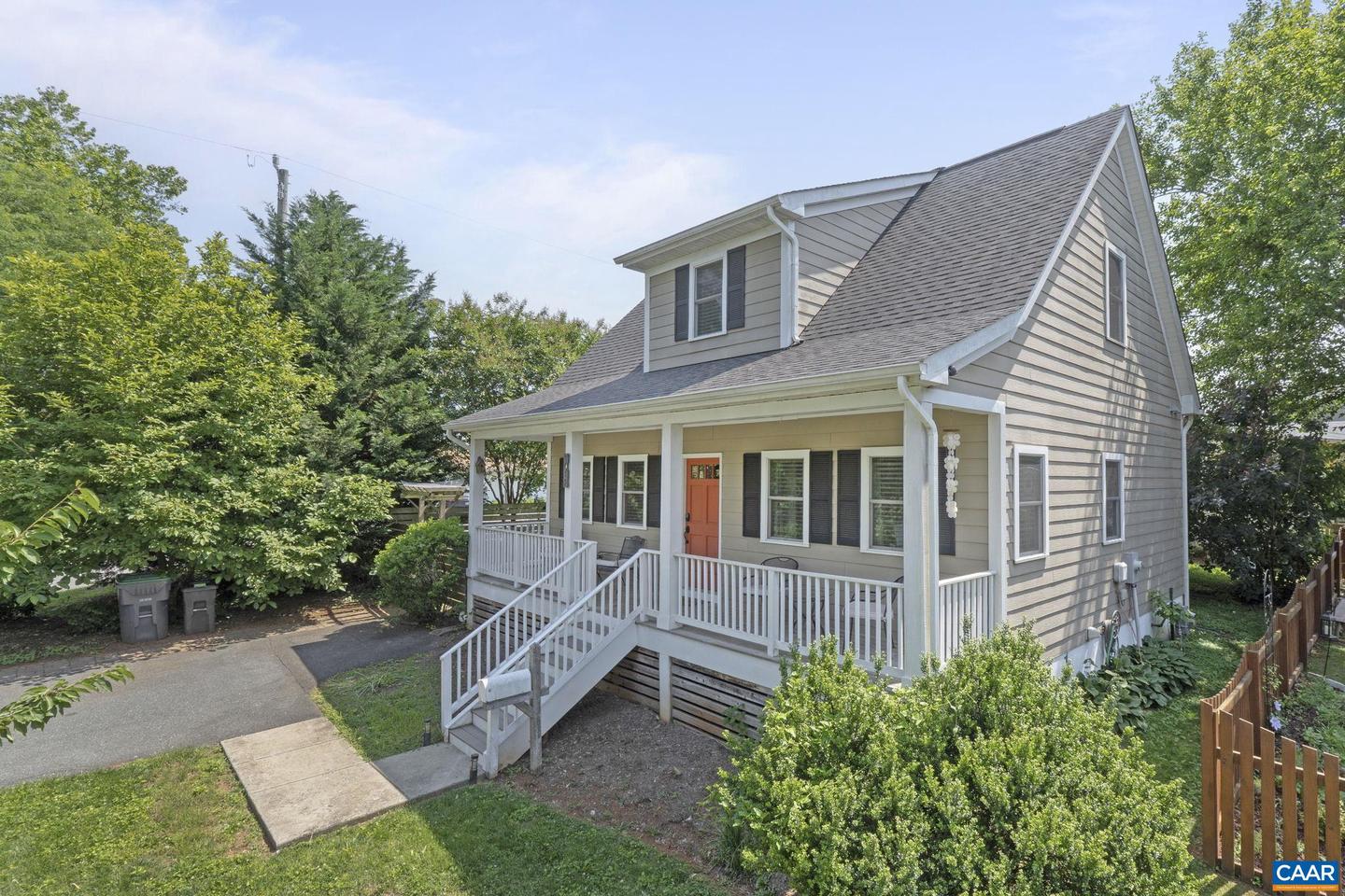 1012 LOCUST LN, CHARLOTTESVILLE, Virginia 22901, 3 Bedrooms Bedrooms, ,2 BathroomsBathrooms,Residential,For sale,1012 LOCUST LN,665328 MLS # 665328