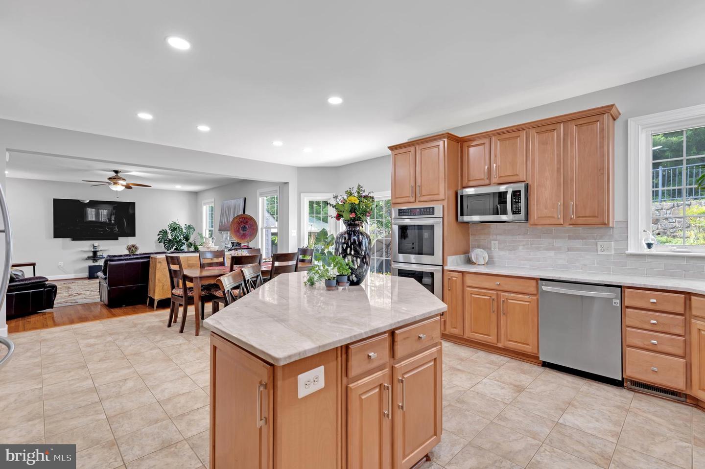 10713 MONOCACY WAY, MANASSAS, Virginia 20112, 6 Bedrooms Bedrooms, ,5 BathroomsBathrooms,Residential,For sale,10713 MONOCACY WAY,VAPW2096236 MLS # VAPW2096236