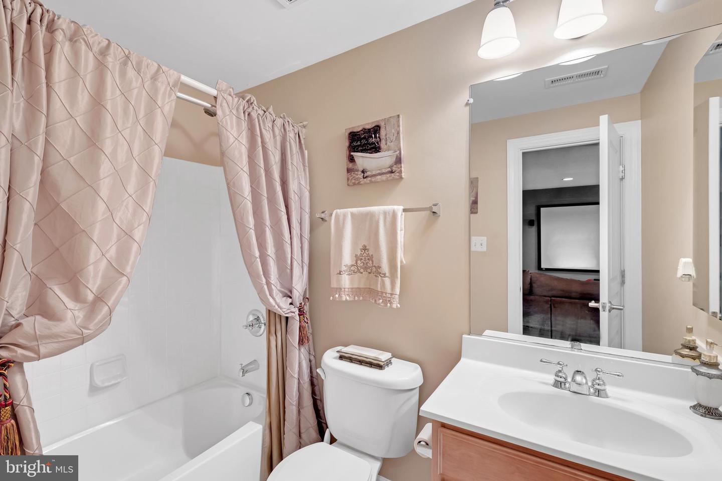 10713 MONOCACY WAY, MANASSAS, Virginia 20112, 6 Bedrooms Bedrooms, ,5 BathroomsBathrooms,Residential,For sale,10713 MONOCACY WAY,VAPW2096236 MLS # VAPW2096236