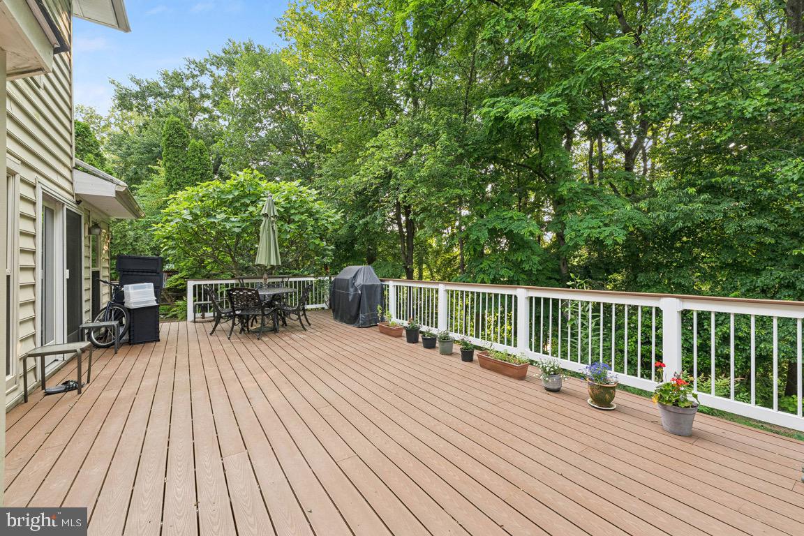 6625 WEATHEFORD CT, MCLEAN, Virginia 22101, 6 Bedrooms Bedrooms, ,4 BathroomsBathrooms,Residential,For sale,6625 WEATHEFORD CT,VAFX2245070 MLS # VAFX2245070