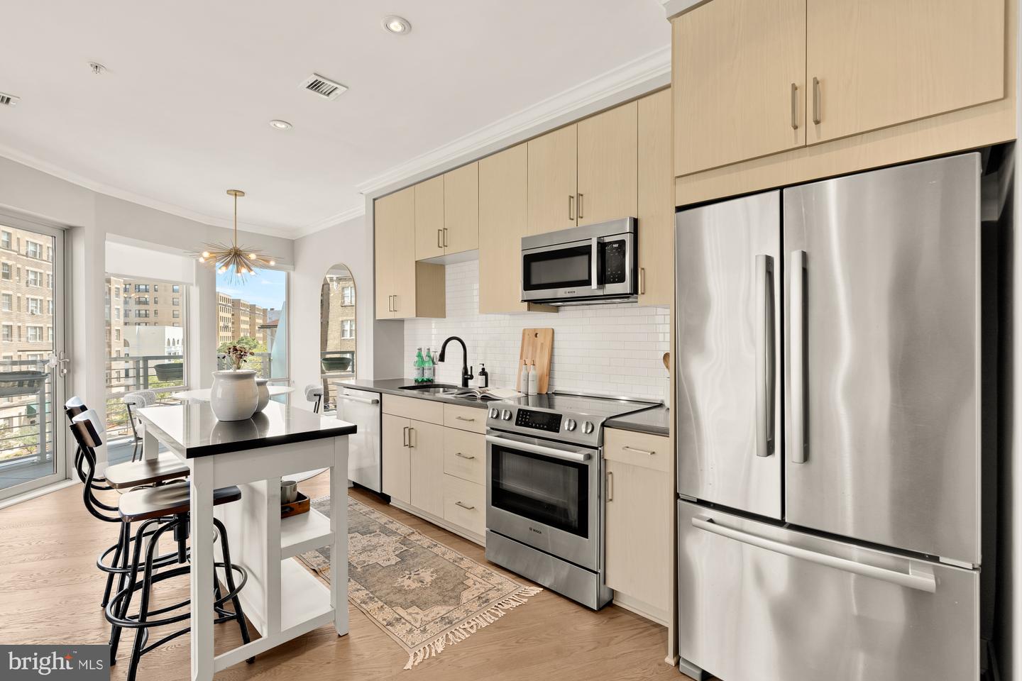 2550 17TH ST NW #414, WASHINGTON, District Of Columbia 20009, 2 Bedrooms Bedrooms, ,2 BathroomsBathrooms,Residential,For sale,2550 17TH ST NW #414,DCDC2203860 MLS # DCDC2203860