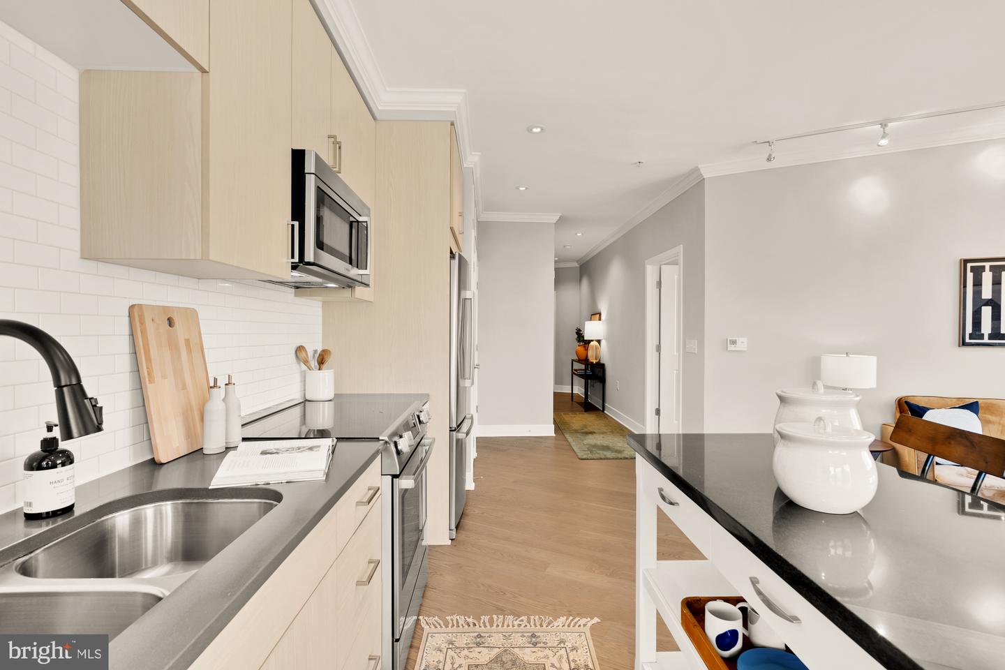 2550 17TH ST NW #414, WASHINGTON, District Of Columbia 20009, 2 Bedrooms Bedrooms, ,2 BathroomsBathrooms,Residential,For sale,2550 17TH ST NW #414,DCDC2203860 MLS # DCDC2203860