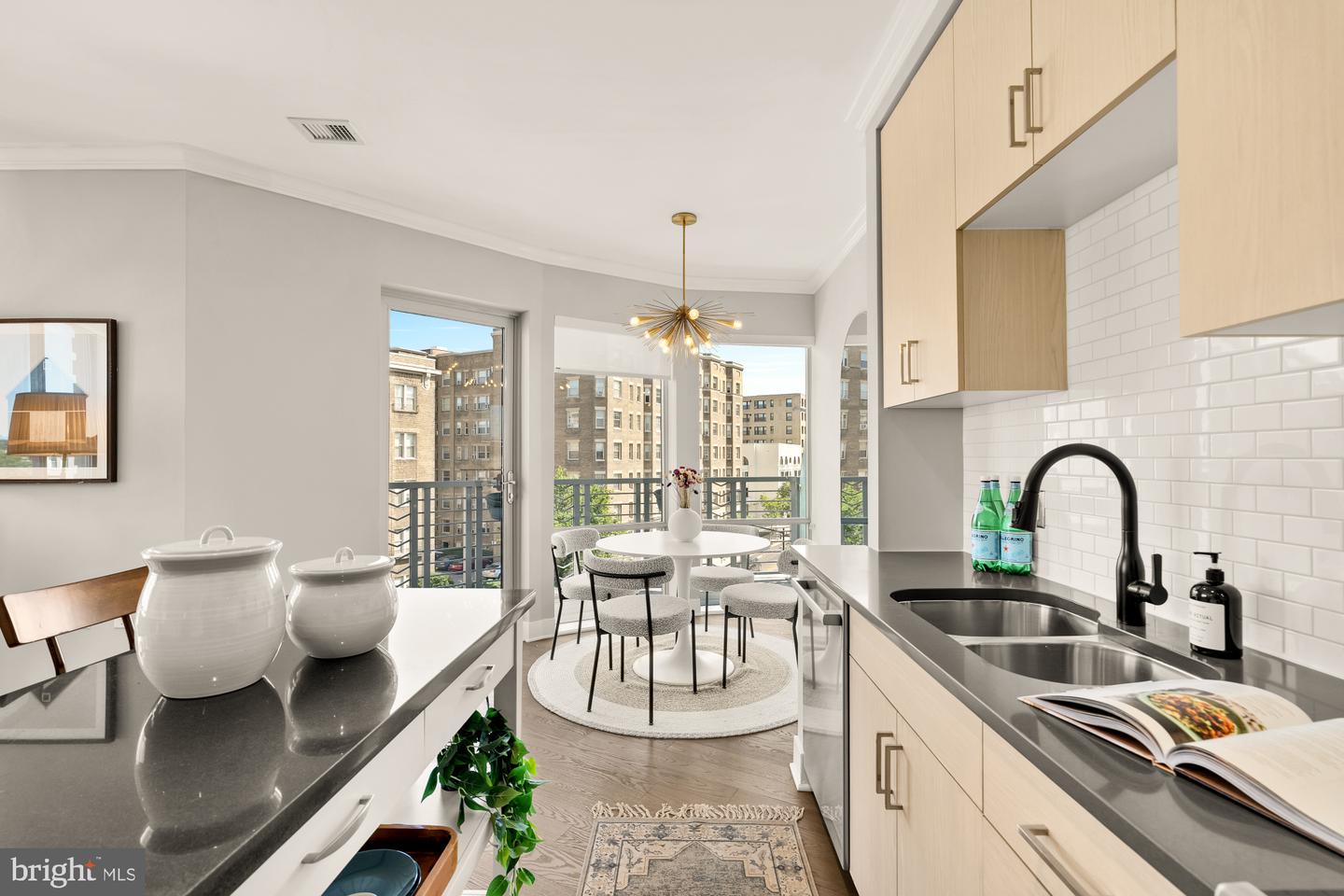 2550 17TH ST NW #414, WASHINGTON, District Of Columbia 20009, 2 Bedrooms Bedrooms, ,2 BathroomsBathrooms,Residential,For sale,2550 17TH ST NW #414,DCDC2203860 MLS # DCDC2203860