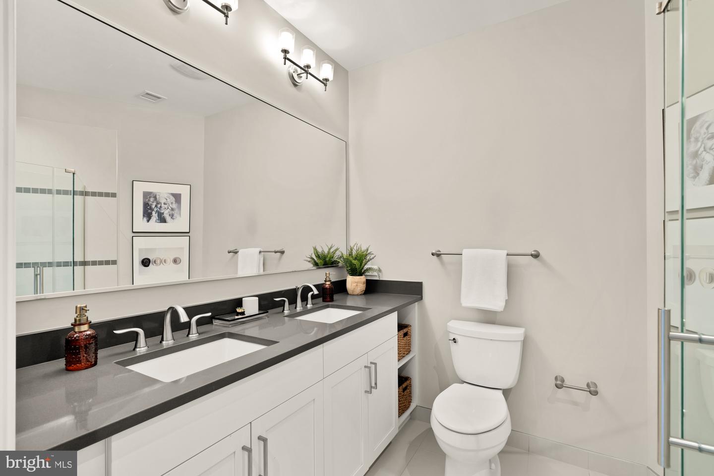 2550 17TH ST NW #414, WASHINGTON, District Of Columbia 20009, 2 Bedrooms Bedrooms, ,2 BathroomsBathrooms,Residential,For sale,2550 17TH ST NW #414,DCDC2203860 MLS # DCDC2203860