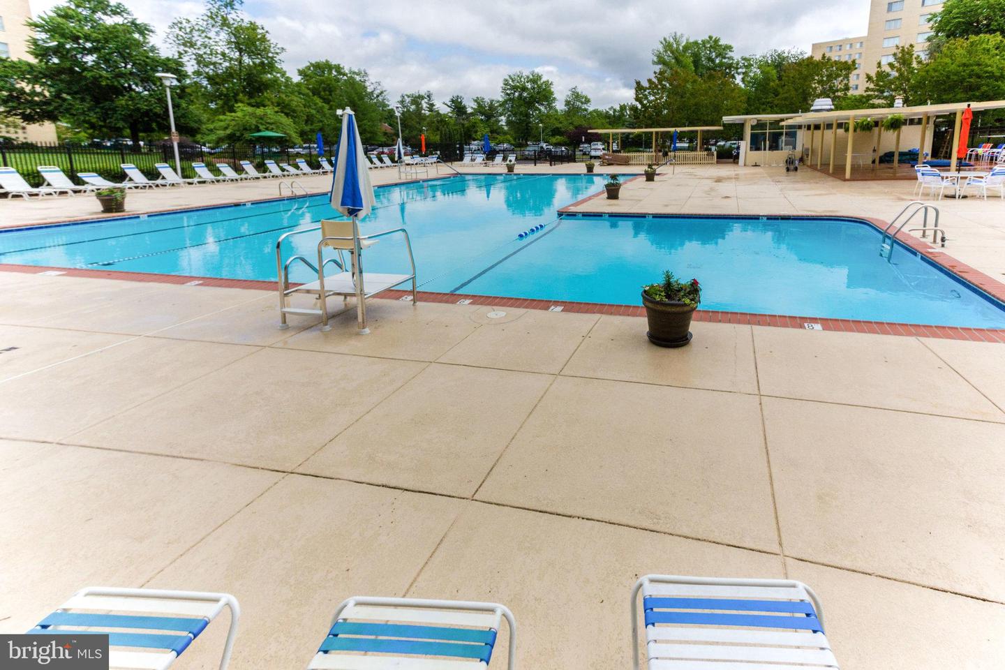6631 WAKEFIELD DR #209, ALEXANDRIA, Virginia 22307, 2 Bedrooms Bedrooms, ,2 BathroomsBathrooms,Residential,For sale,6631 WAKEFIELD DR #209,VAFX2245266 MLS # VAFX2245266