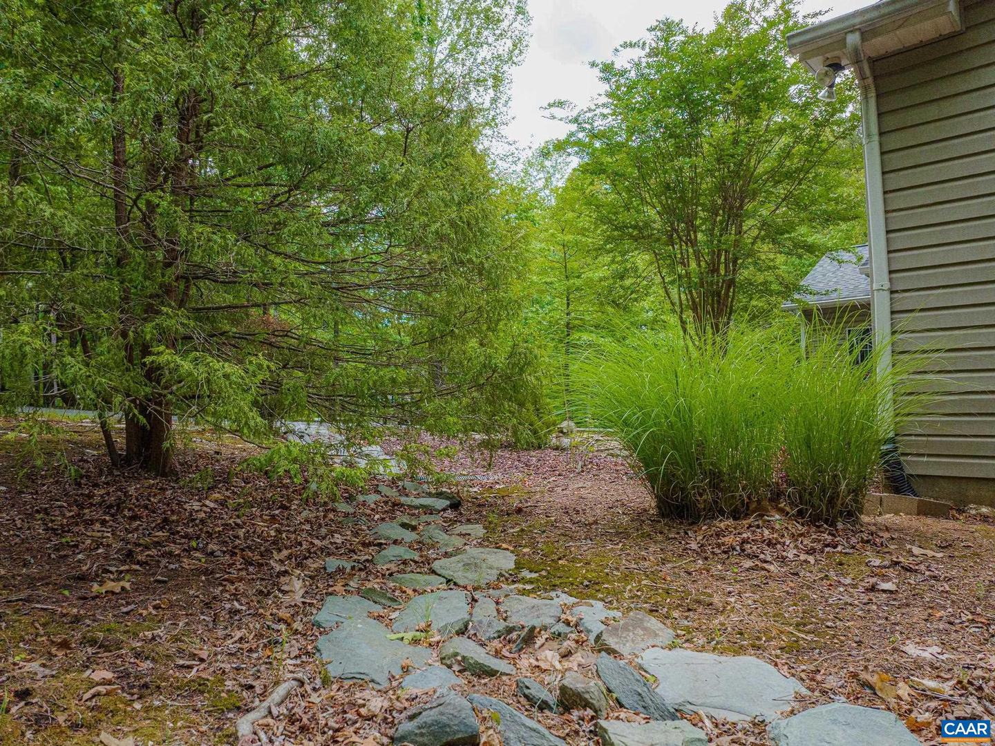 61 WILDWOOD DR, PALMYRA, Virginia 22963, 3 Bedrooms Bedrooms, ,2 BathroomsBathrooms,Residential,For sale,61 WILDWOOD DR,665331 MLS # 665331