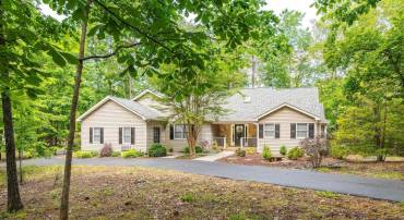 61 WILDWOOD DR, PALMYRA, Virginia 22963, 3 Bedrooms Bedrooms, ,2 BathroomsBathrooms,Residential,For sale,61 WILDWOOD DR,665331 MLS # 665331