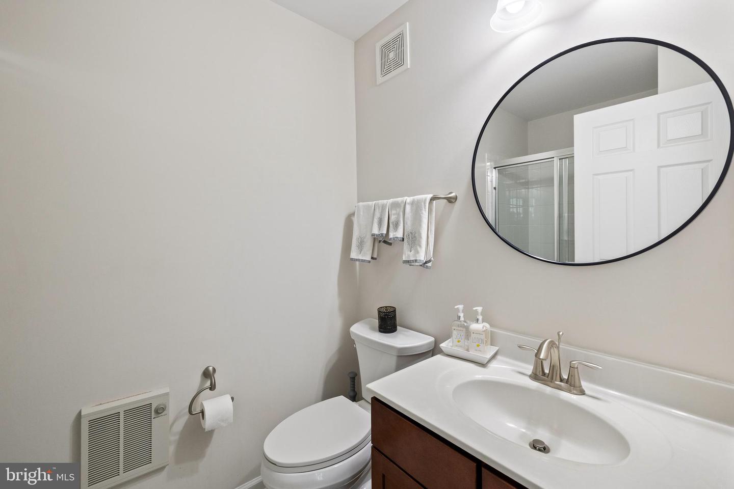 45711 WINDING BRANCH TER, STERLING, Virginia 20166, 3 Bedrooms Bedrooms, ,3 BathroomsBathrooms,Residential,For sale,45711 WINDING BRANCH TER,VALO2098706 MLS # VALO2098706