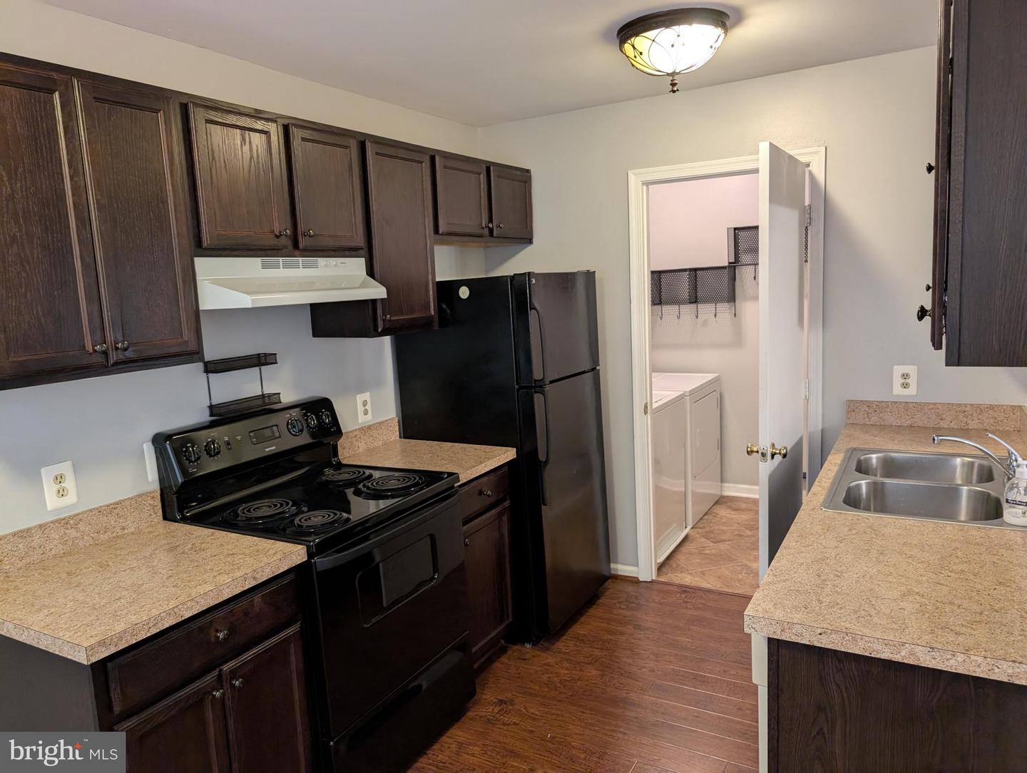 401 WINDSOR RIDGE CT, FREDERICKSBURG, Virginia 22405, 2 Bedrooms Bedrooms, ,2 BathroomsBathrooms,Residential,For sale,401 WINDSOR RIDGE CT,VAST2039484 MLS # VAST2039484