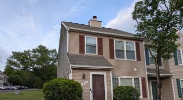 401 WINDSOR RIDGE CT, FREDERICKSBURG, Virginia 22405, 2 Bedrooms Bedrooms, ,2 BathroomsBathrooms,Residential,For sale,401 WINDSOR RIDGE CT,VAST2039484 MLS # VAST2039484