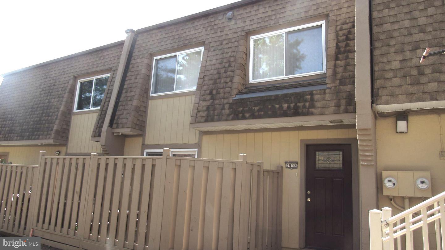 3938 MARIPOSA PL #53D, ALEXANDRIA, Virginia 22309, 2 Bedrooms Bedrooms, ,1 BathroomBathrooms,Residential,For sale,3938 MARIPOSA PL #53D,VAFX2245420 MLS # VAFX2245420