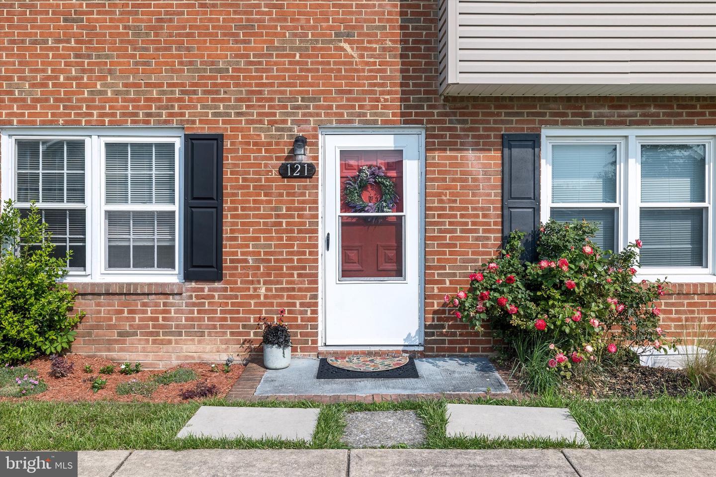 121 CHINKAPIN DR, STEPHENS CITY, Virginia 22655, 2 Bedrooms Bedrooms, ,1 BathroomBathrooms,Residential,For sale,121 CHINKAPIN DR,VAFV2034648 MLS # VAFV2034648