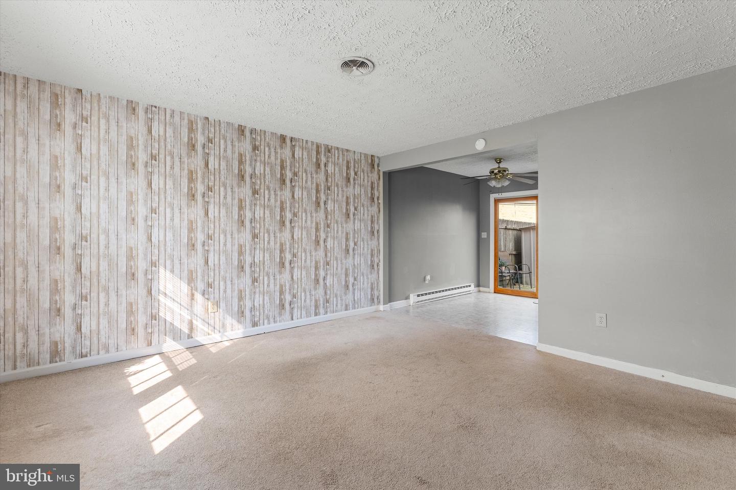 121 CHINKAPIN DR, STEPHENS CITY, Virginia 22655, 2 Bedrooms Bedrooms, ,1 BathroomBathrooms,Residential,For sale,121 CHINKAPIN DR,VAFV2034648 MLS # VAFV2034648