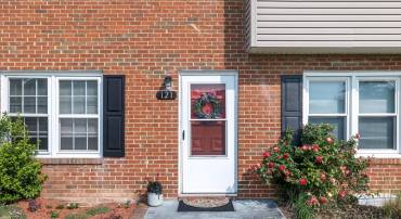 121 CHINKAPIN DR, STEPHENS CITY, Virginia 22655, 2 Bedrooms Bedrooms, ,1 BathroomBathrooms,Residential,For sale,121 CHINKAPIN DR,VAFV2034648 MLS # VAFV2034648