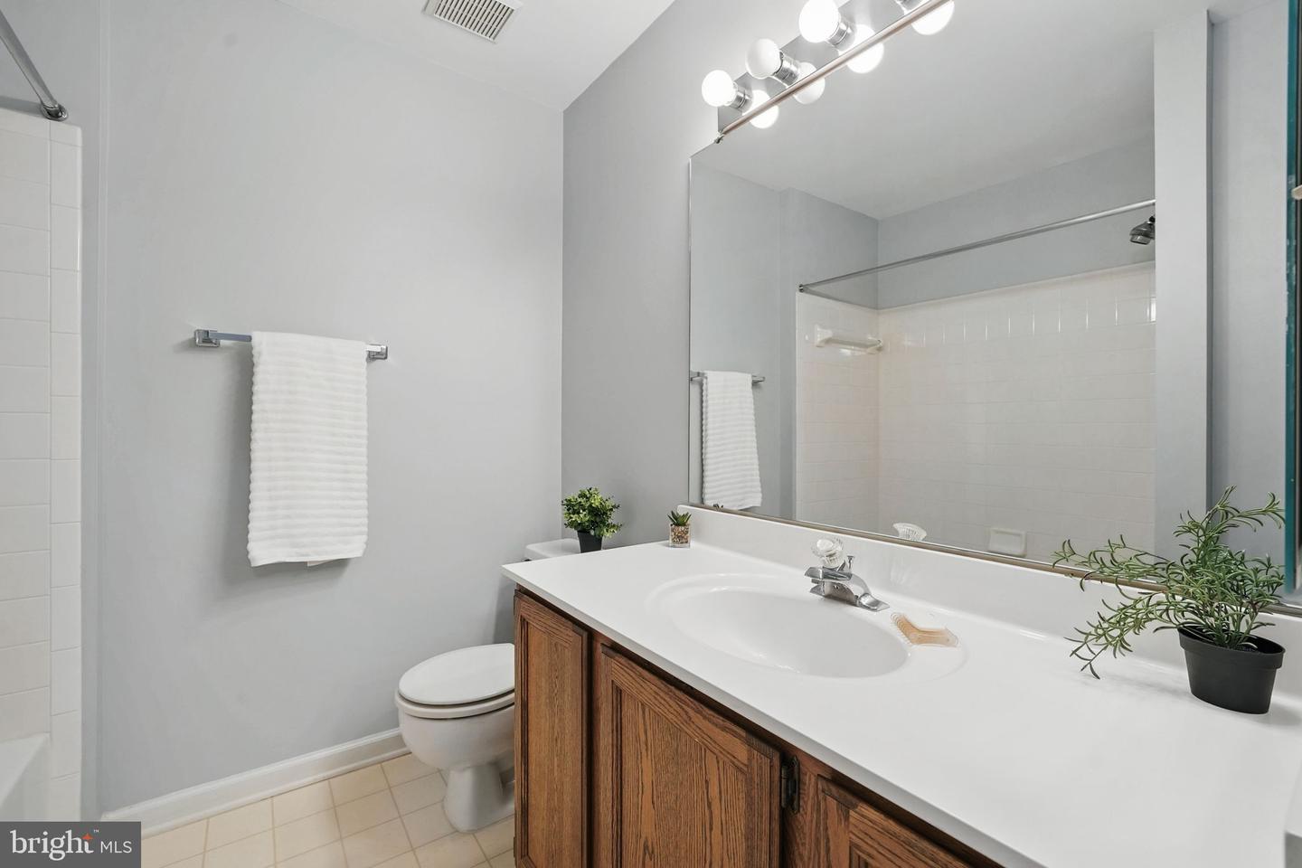 7320 HARTSHORNE SQ, ALEXANDRIA, Virginia 22315, 3 Bedrooms Bedrooms, ,2 BathroomsBathrooms,Residential,For sale,7320 HARTSHORNE SQ,VAFX2245564 MLS # VAFX2245564