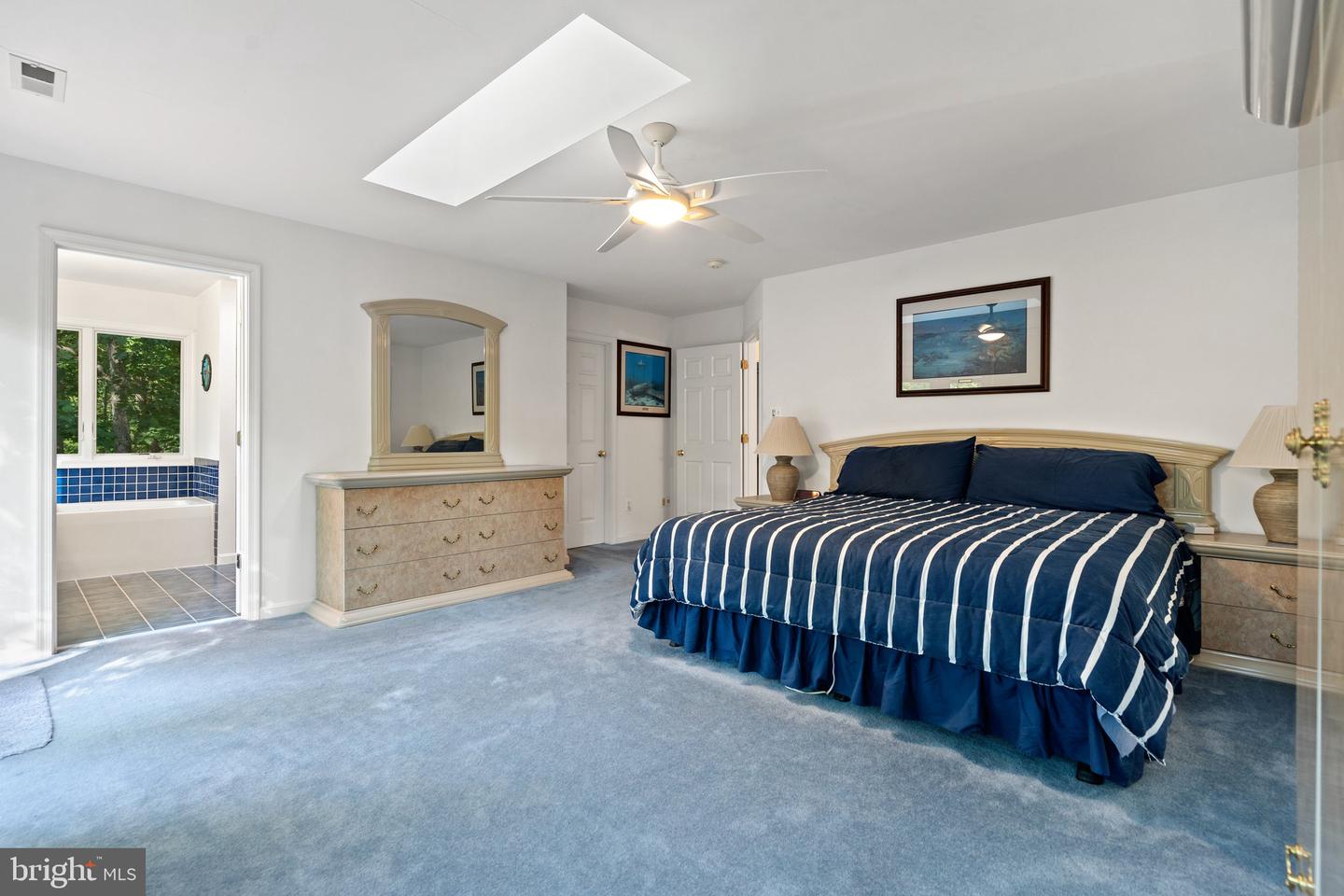11115 ORLEAN VISTA DR, MARSHALL, Virginia 20115, 4 Bedrooms Bedrooms, ,3 BathroomsBathrooms,Residential,For sale,11115 ORLEAN VISTA DR,VAFQ2016936 MLS # VAFQ2016936