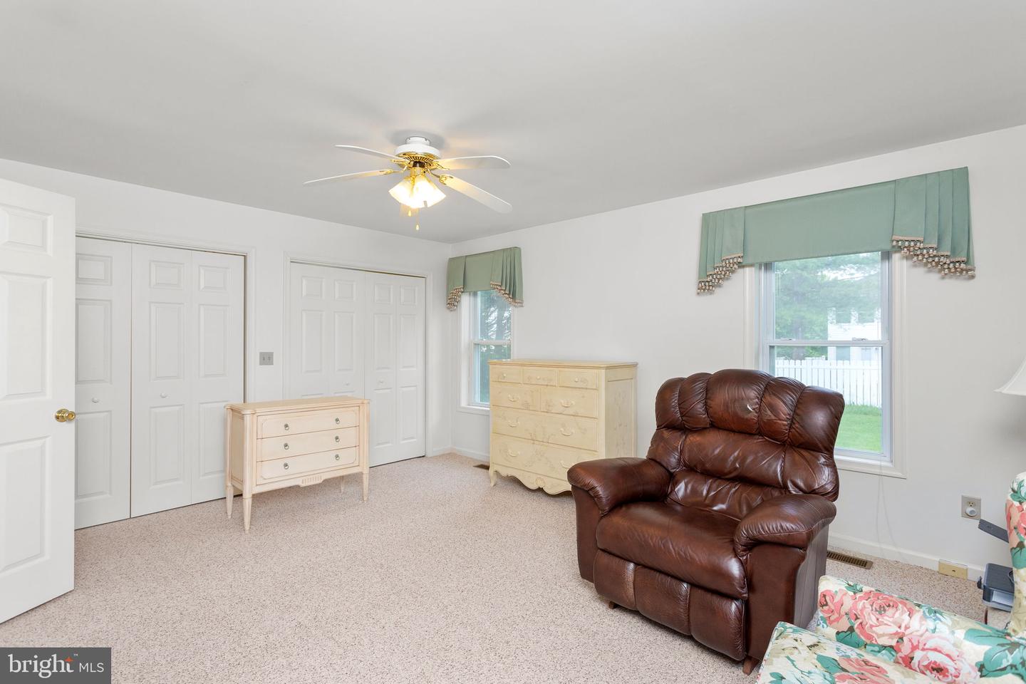 237 CLICKS LN, NEW MARKET, Virginia 22844, 4 Bedrooms Bedrooms, ,2 BathroomsBathrooms,Residential,For sale,237 CLICKS LN,VASH2011646 MLS # VASH2011646