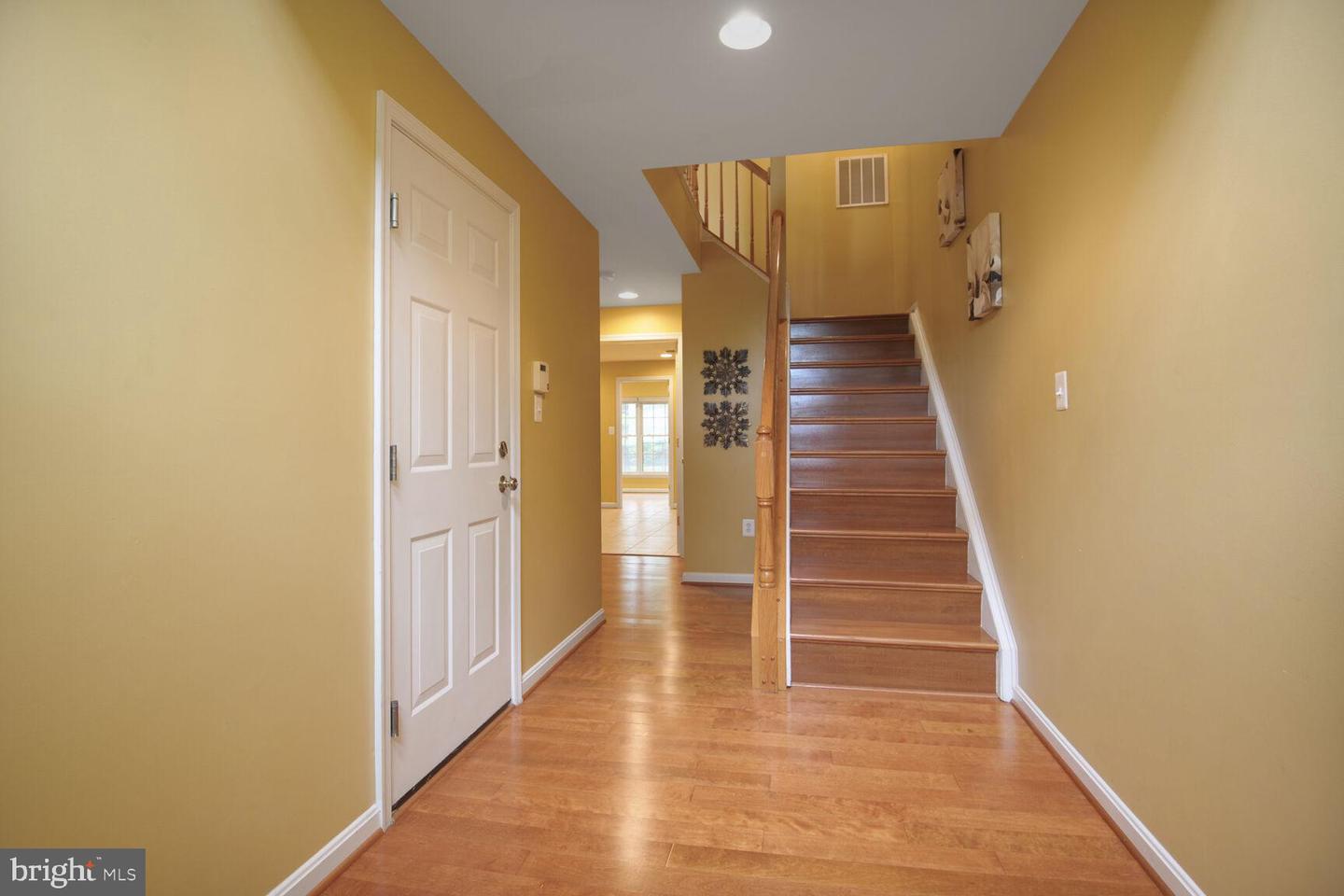 5335 ROSEMALLOW CIR, CENTREVILLE, Virginia 20120, 3 Bedrooms Bedrooms, ,3 BathroomsBathrooms,Residential,For sale,5335 ROSEMALLOW CIR,VAFX2245300 MLS # VAFX2245300