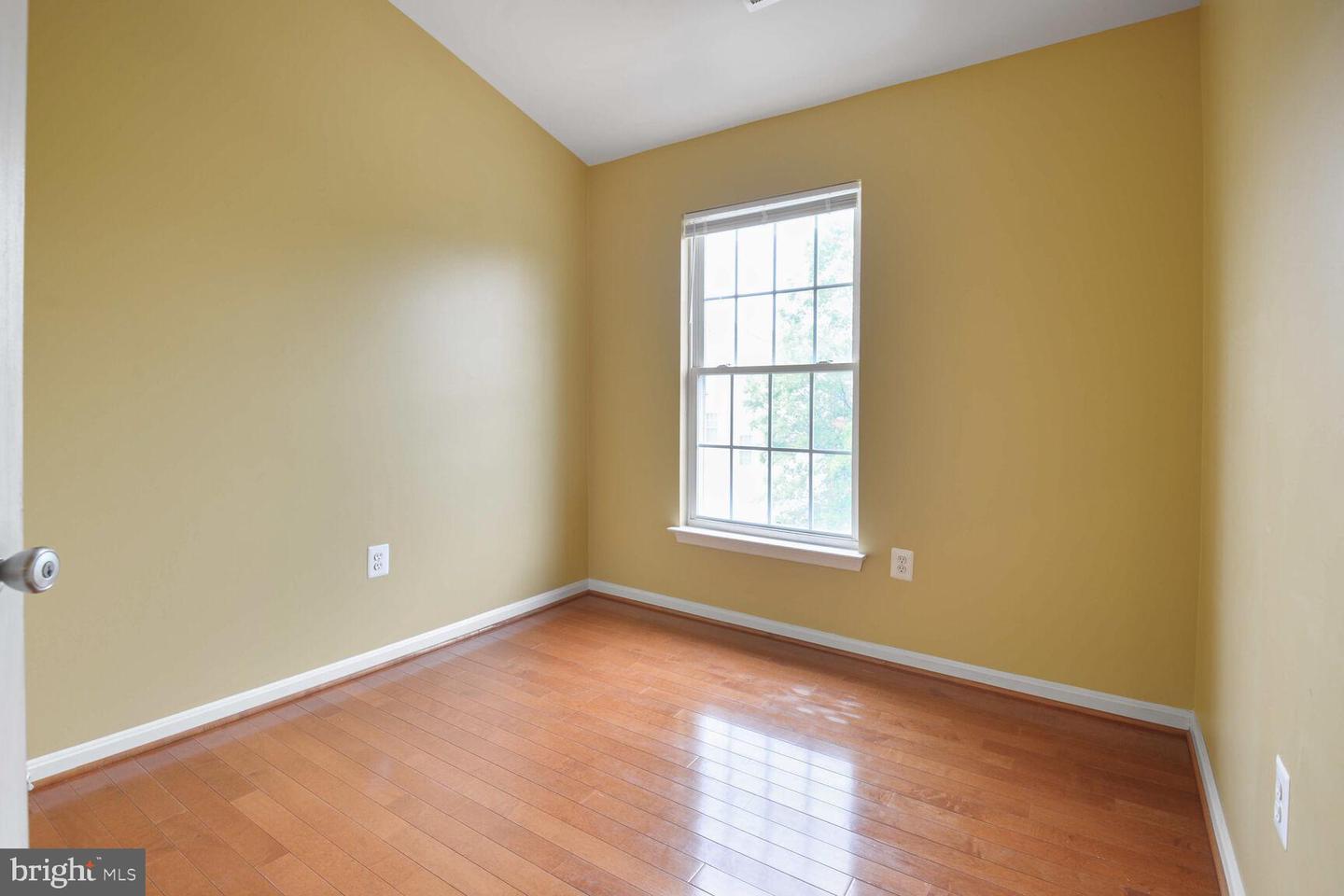 5335 ROSEMALLOW CIR, CENTREVILLE, Virginia 20120, 3 Bedrooms Bedrooms, ,3 BathroomsBathrooms,Residential,For sale,5335 ROSEMALLOW CIR,VAFX2245300 MLS # VAFX2245300