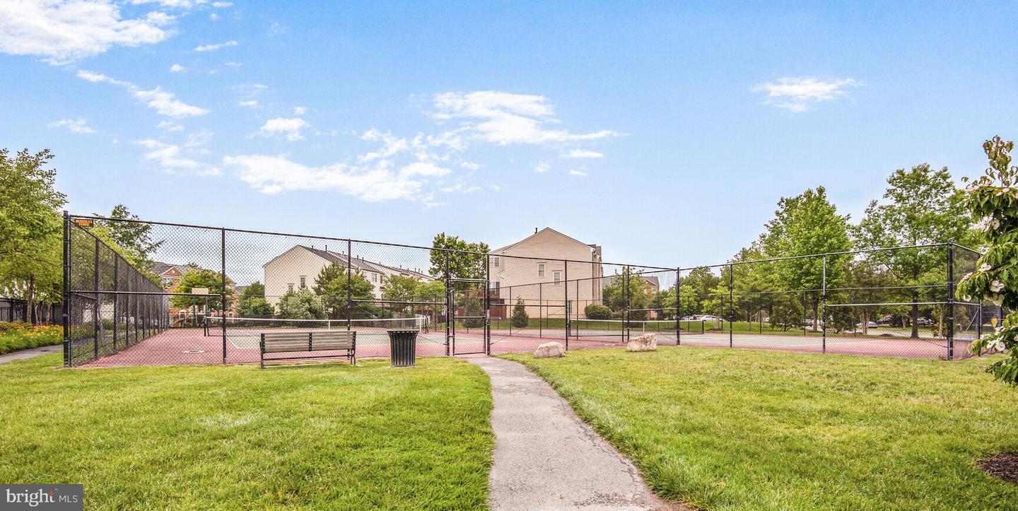 5335 ROSEMALLOW CIR, CENTREVILLE, Virginia 20120, 3 Bedrooms Bedrooms, ,3 BathroomsBathrooms,Residential,For sale,5335 ROSEMALLOW CIR,VAFX2245300 MLS # VAFX2245300