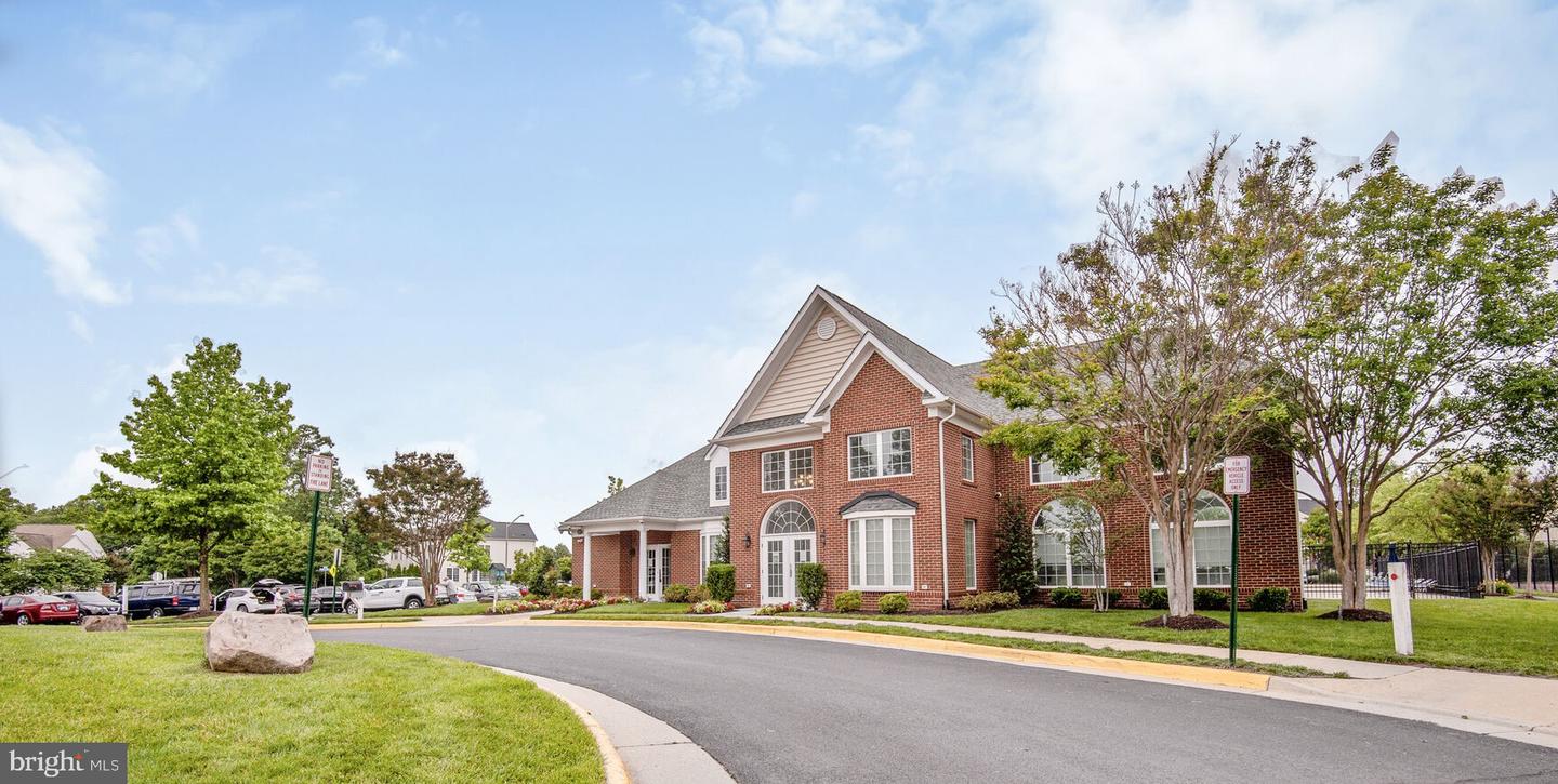 5335 ROSEMALLOW CIR, CENTREVILLE, Virginia 20120, 3 Bedrooms Bedrooms, ,3 BathroomsBathrooms,Residential,For sale,5335 ROSEMALLOW CIR,VAFX2245300 MLS # VAFX2245300