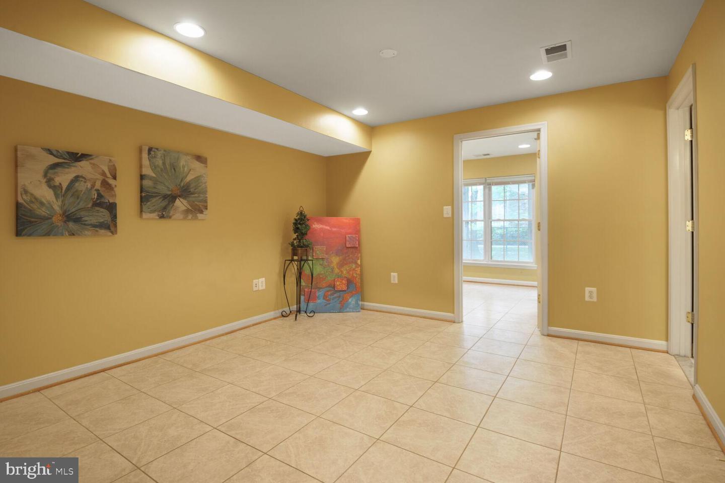 5335 ROSEMALLOW CIR, CENTREVILLE, Virginia 20120, 3 Bedrooms Bedrooms, ,3 BathroomsBathrooms,Residential,For sale,5335 ROSEMALLOW CIR,VAFX2245300 MLS # VAFX2245300